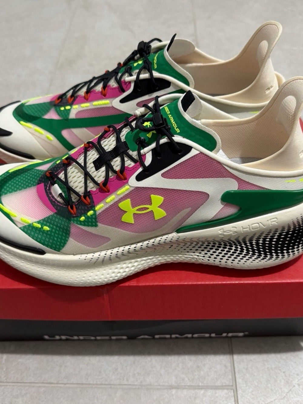 Under Armour Men’s Pink & Green Echo Running Shoes